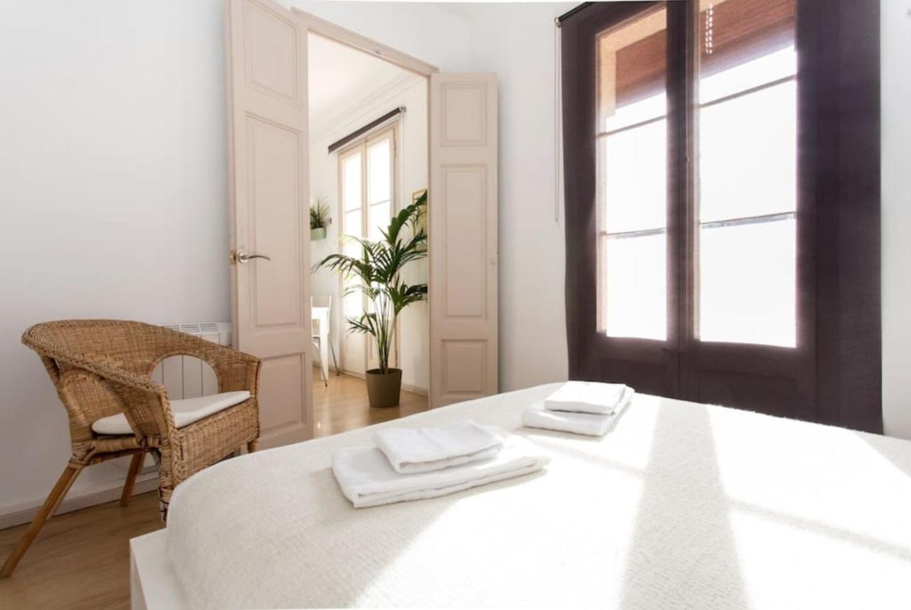 Priority Fira Apartments Barcelona Luaran gambar