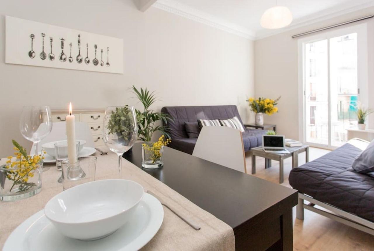 Priority Fira Apartments Barcelona Luaran gambar