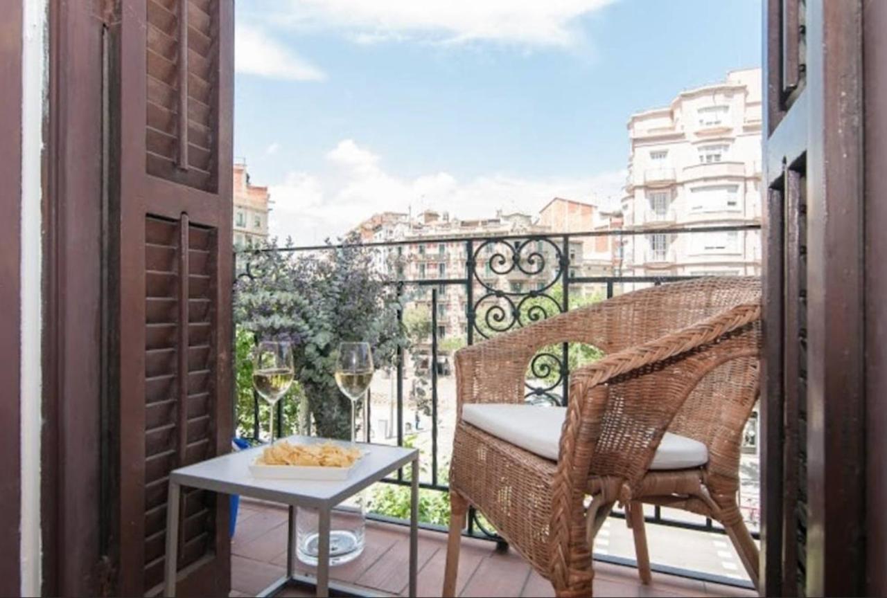 Priority Fira Apartments Barcelona Luaran gambar