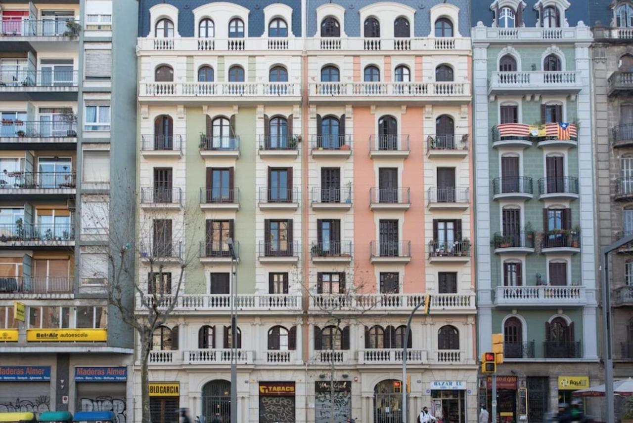 Priority Fira Apartments Barcelona Luaran gambar
