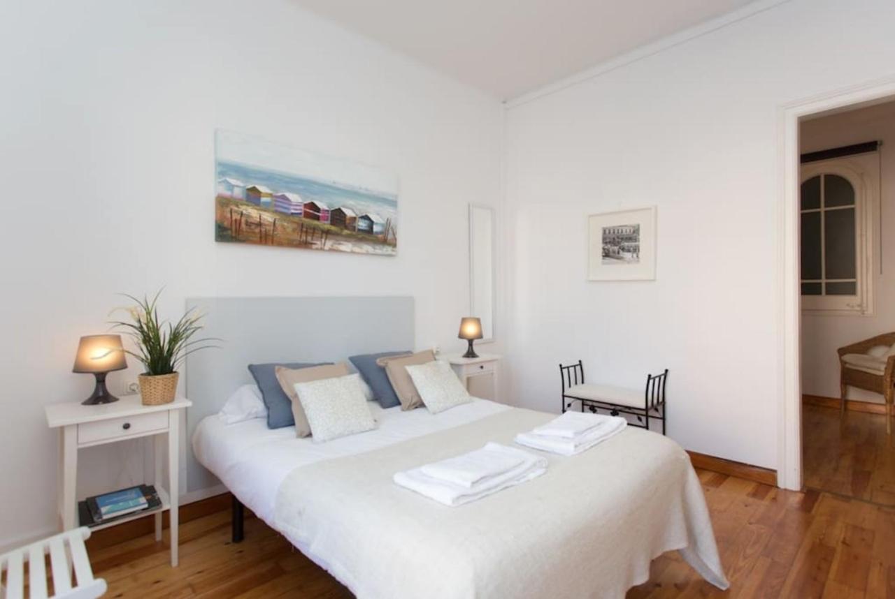 Priority Fira Apartments Barcelona Luaran gambar