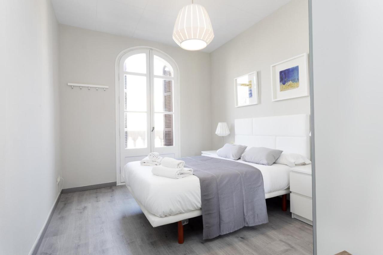 Priority Fira Apartments Barcelona Luaran gambar